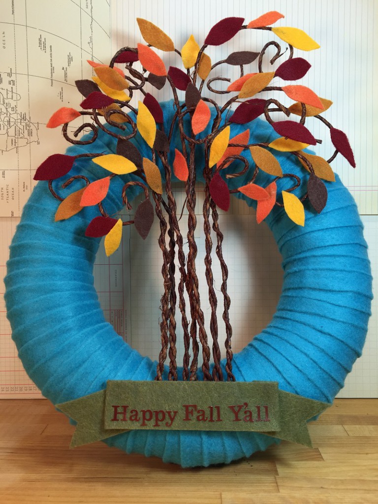 11-15 KUNIN HAPPY FALL YALL WREATH MAIN