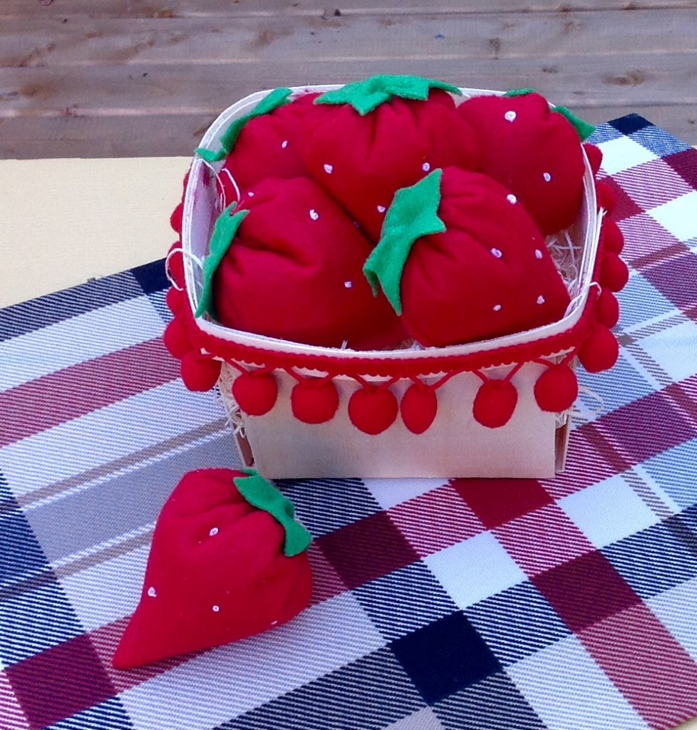 DQ Felt Strawberries P6