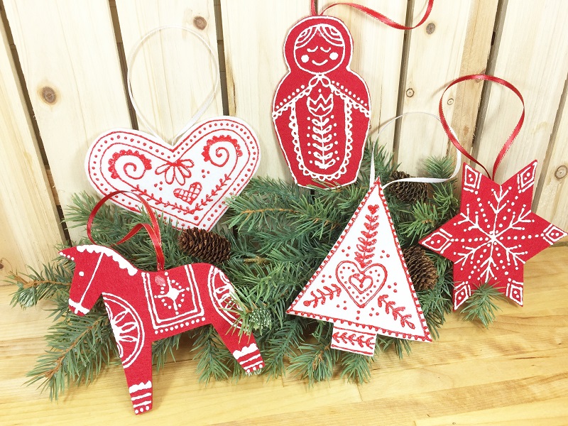 Simple DIY Scandinavian Christmas Ornaments Using Fabric