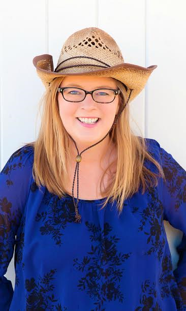 Laura Kelly Headshot