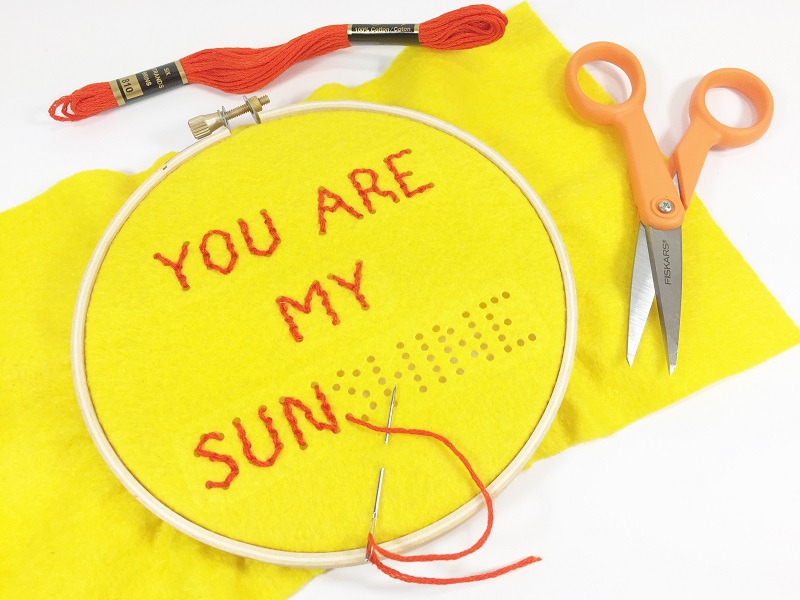 05-17 QUICK AND EASY FELT EMBROIDERY WITH EILEEN HULL AND SIZZIX BY BETH WATSON 2