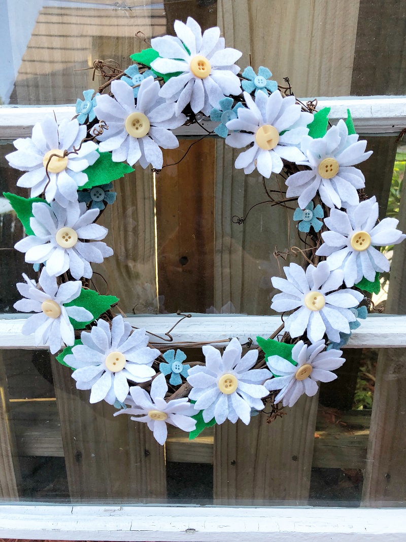 64 Thoughtful Gifts and Craft Ideas to Make for Mom - FeltMagnet