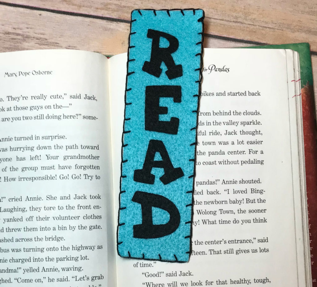 READ Felt Bookmark