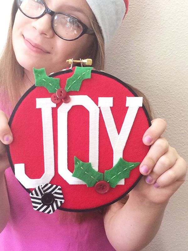 Merry Christmas Joy Wreath