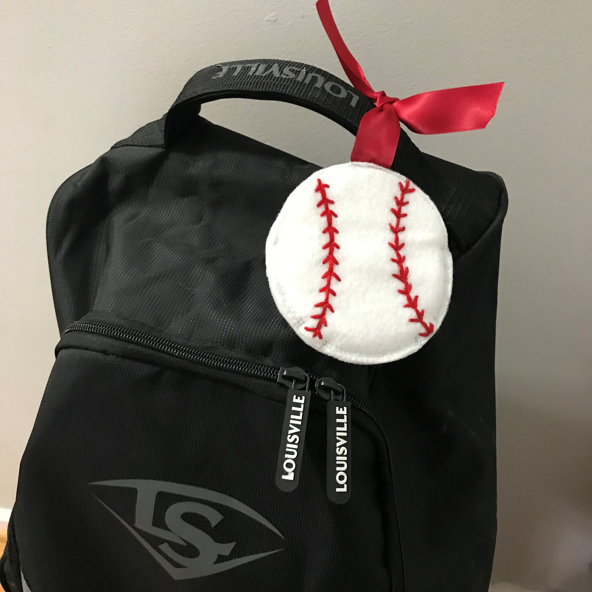 Baseball Luggage /& Bag Tag Personalized Baseball Stitches No Personalization on Back LARGE