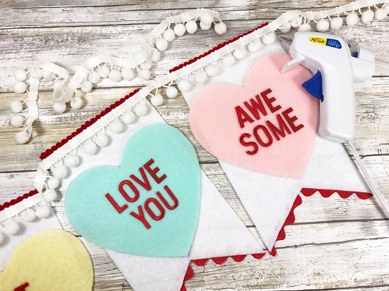 15 Fun Easy Felt Valentine Crafts - Kunin Felt