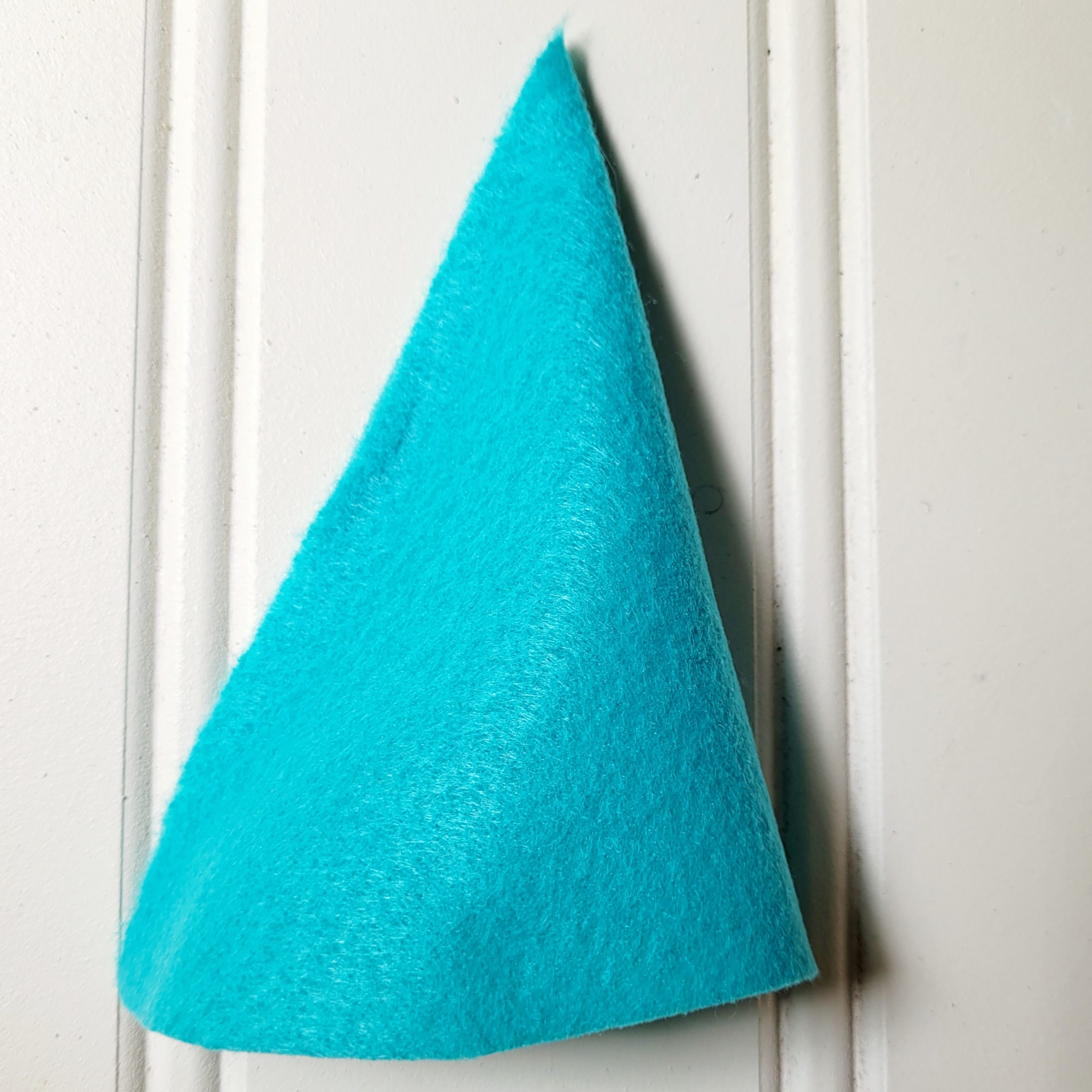 Easy No Sew Felt Mini Witch Hat - Kunin Felt